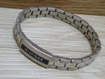 타미힐피거 스테인리스 팔찌