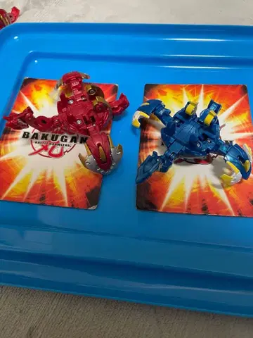 바쿠간 성 아쿠아스 2체 세트 부품 없음