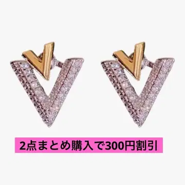 2점 묶음 구매 시 300엔 할인 V자형 귀걸이