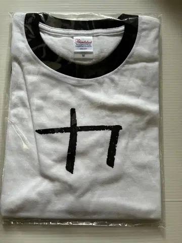 잭 장르 네지 블랙먼 T셔츠 무츠미 스케