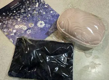 코스메 데코르테 홀리데이(크리스마스) 파우치 세트