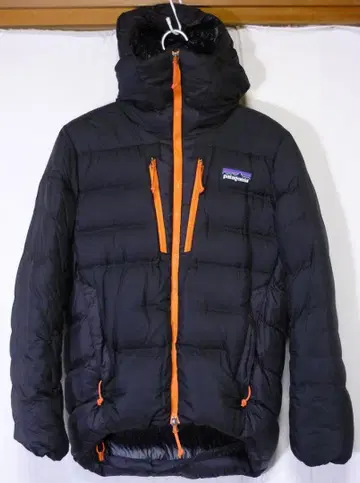 Patagonia GRADE 7 다운 자켓 블랙