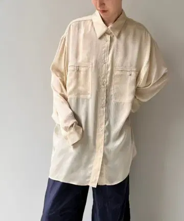[ 새상품, 택 포함 ] Anuke Satin Over Shirts 크림