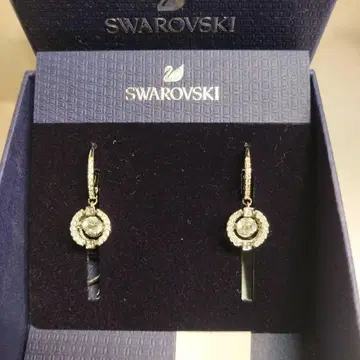 Swarovski 라운드형 크리스탈 귀걸이