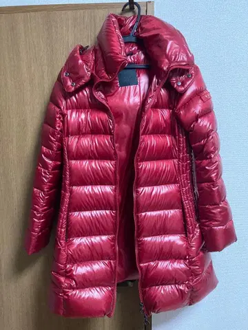 TATRAS 빨간색 다운 자켓