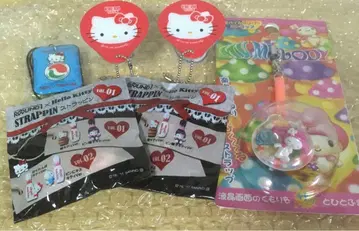 마이멜로디 헬로키티 마스코트 스트랩 6종 레어