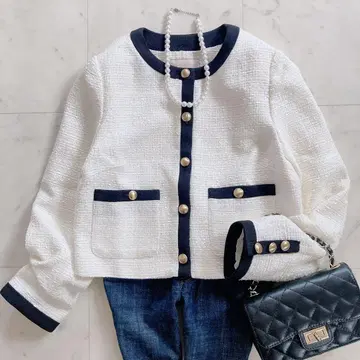 컨디션 최상 아푸와이저 리셰 배색 트위드 숏 자켓 카코님 착용