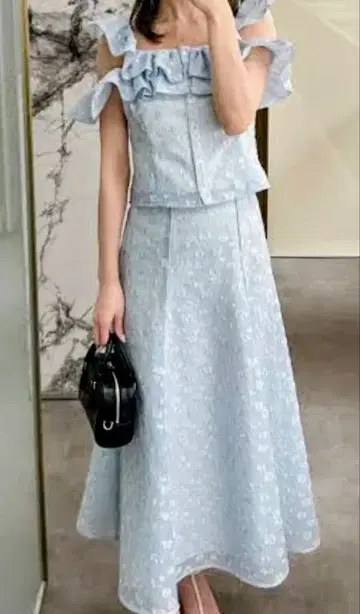 플라워 자카드 블라우스 & 스커트 snidel