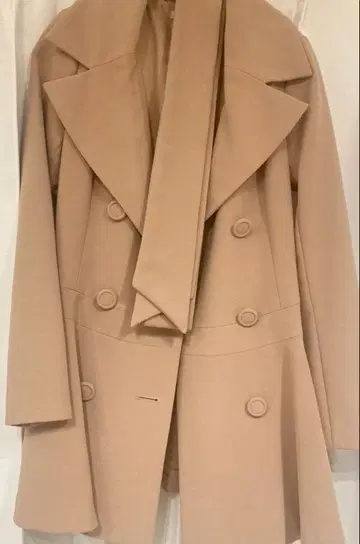 LIP SERVICE 베이지 트렌치 리본 포함