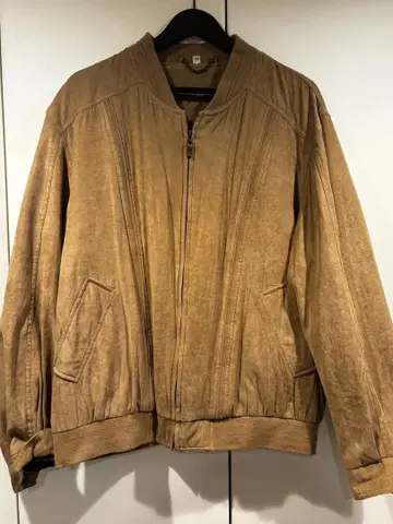 벨케이드 베이지 점퍼 052