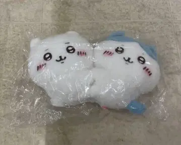 포근포근 봉제 인형 꼬옥 안은 치이카와 (먼작귀) 하치와레 미개봉 새상품