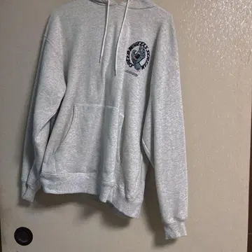 SANTA CRUZ 후드 부착 후드티