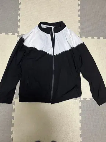 Yummy Rose 나일론 자켓 M 블랙/화이트 야미로즈