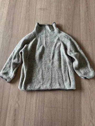 다니엘라 그레지스 니트 울 100%