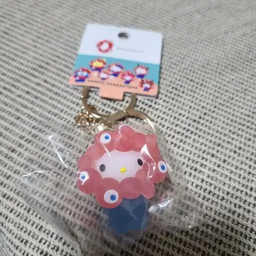 만박 산리오 미야쿠미야쿠 콜라보 코스튬 키링 키티