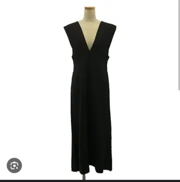 마메쿠로구치 V넥 민소매 드레스