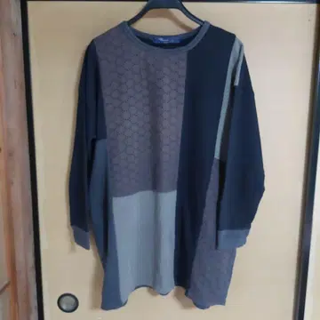 d.s.club 그레이 계열 패치워크풍 긴팔 튜닉