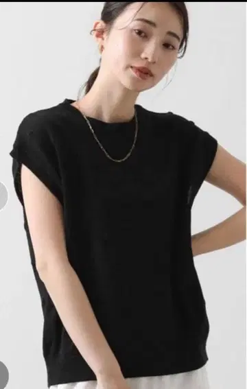 Gready Brilliant 팝콘 패턴 크루넥 프렌치 니트