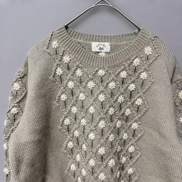 블루베리 팜 케이블 니트 스웨터 (M 상당) 베이지 데이지 자수