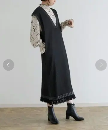 V넥 데님 원피스 반토로아