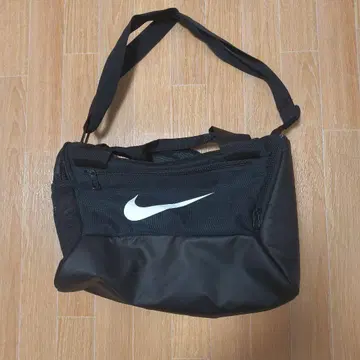 나이키 숄더백 새상품