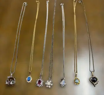 모두 모아! 돌고래 모티브 펄 터키석 외 목걸이 7세트