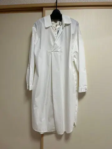 어반 리서치 ROSSO 화이트 셔츠 원피스 리본 포함