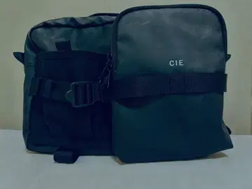 [ 서둘러 주세요 ] CIE GRID-3 블랙 숄더백