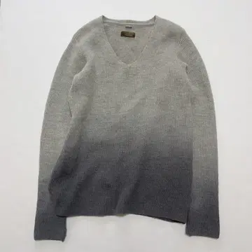 Goa 고아 알파카 혼방 그라데이션 니트 V넥 그레이 프리 사이즈