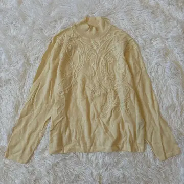 레리안 여성용 긴팔 니트 M 꽃무늬 하이넥 울