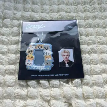 KIM TAE RAE ID 사진 키링 왈츠 굿즈