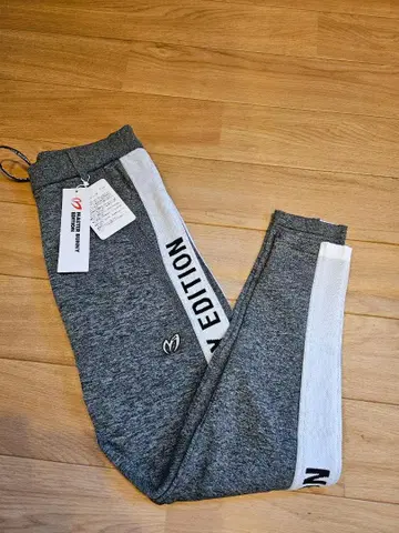 새상품 마스터바니 여성 팬츠 사이즈 0