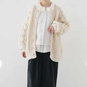 네스트로브 페루 케이블 슬리브 니트 가디건