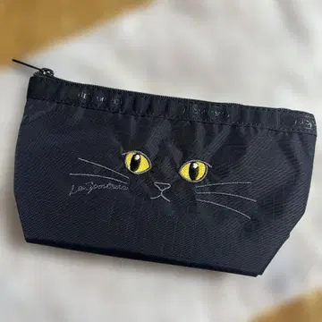 SMALL SLOAN COSMETIC 블랙캣츠 파우치 레스포