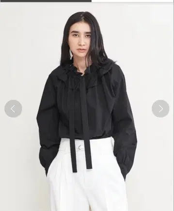 AEWEN MATOPH 코튼 폴리에스테르 개더 리본 블라우스