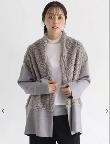 [ 새상품 ] CLOVE 프론트 보아 가디건/아우터