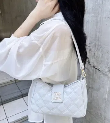 INGNI 퀼팅 백 아이보리