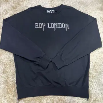 [레어] BOY LONDON 스컬 자수 그래픽 긴팔 티셔츠 트레이닝복