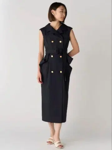 LILY BROWN 릴리 브라운 코르셋 트렌치 롱 원피스 골드 버튼