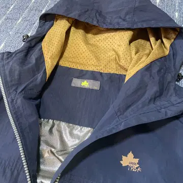 로고스 윈드브레이커