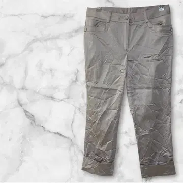 새상품급 베이지 슬림핏 팬츠 앞면 포켓 부착 광택