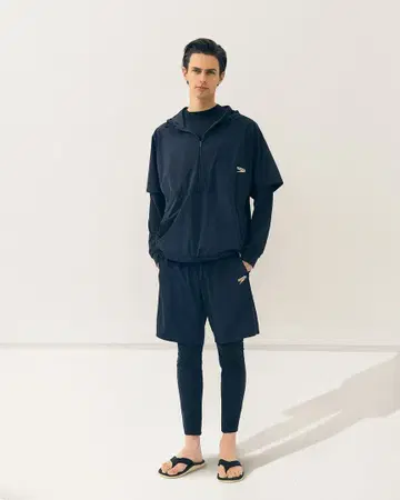 BEAUTY&YOUTH x Speedo 하프 지퍼 풀오버 후드티