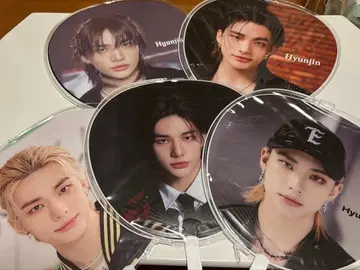 straykids 스키즈 현진 부채