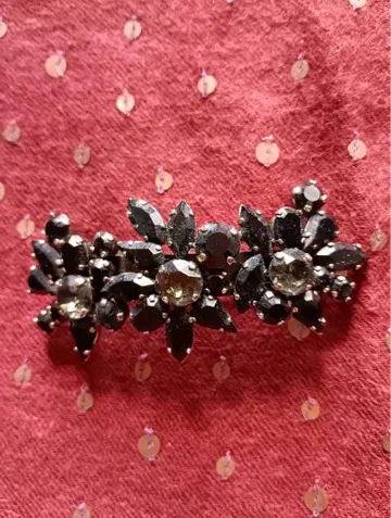 이맥 바레타 블랙 꽃 모티브 헤어 액세서리