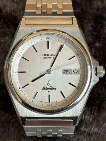 SEIKO Silver Wave 쿼츠 손목시계