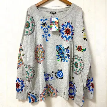 [ 새상품 ] Desigual 꽃무늬 자수 긴팔 니트