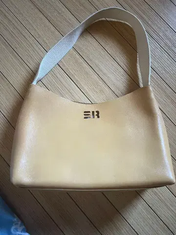 베이지 합성 피혁 핸드백 소니아 리키엘