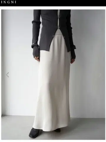 INGNI 새틴 스커트