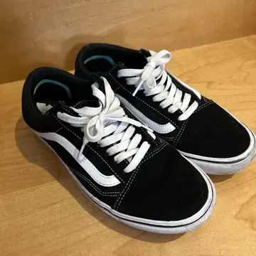 Vans 블랙/화이트 스니커즈