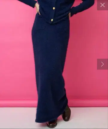 Whim Gazette [ THE PAUSE ] 퍼 니트 펜슬 스커트